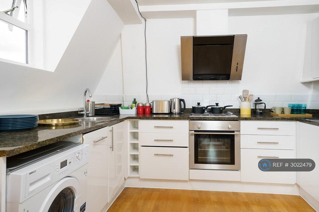 Apartment in London - More