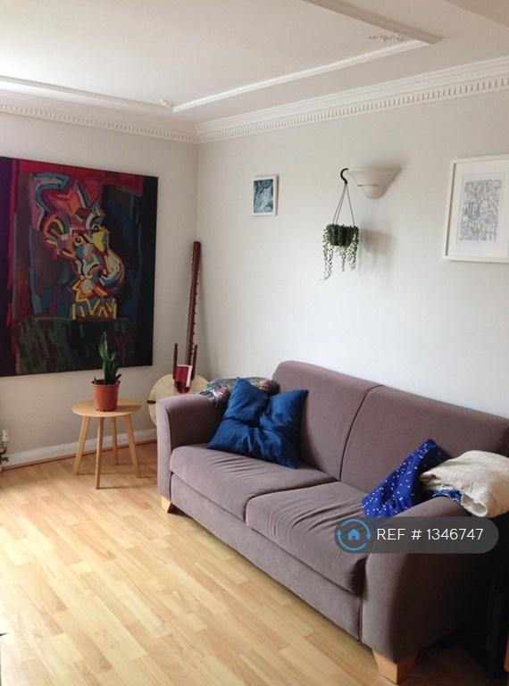 Apartment in London - View 2