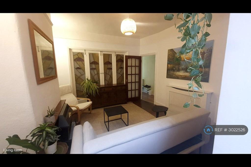 House in London - View 3