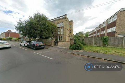 Studio to rent, Alverstoke, Gosport, PO12