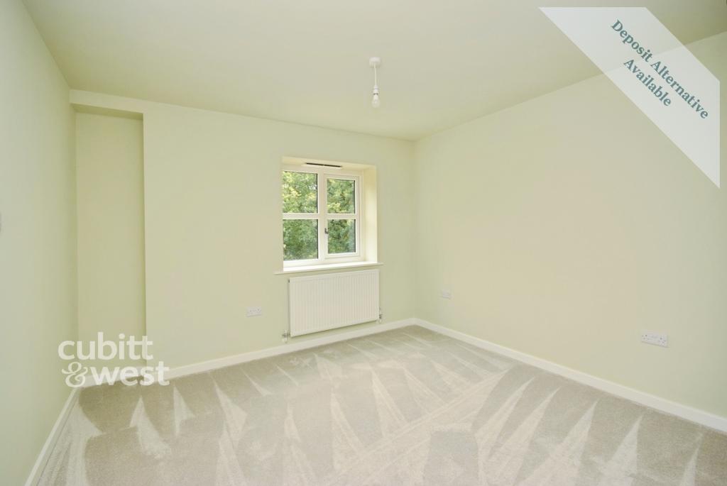 Apartment in Coulsdon - View 4