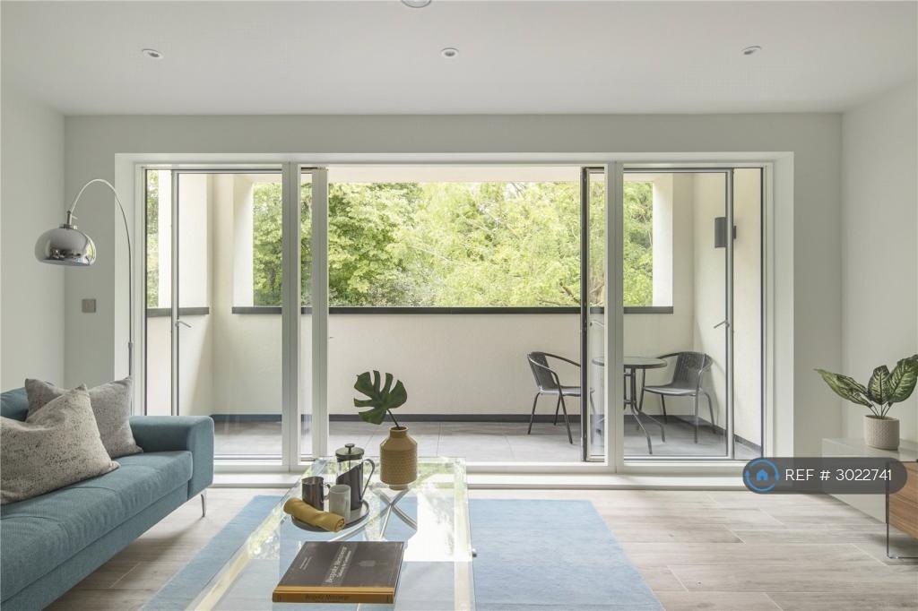 Apartment in Cambridge, Eddington - More