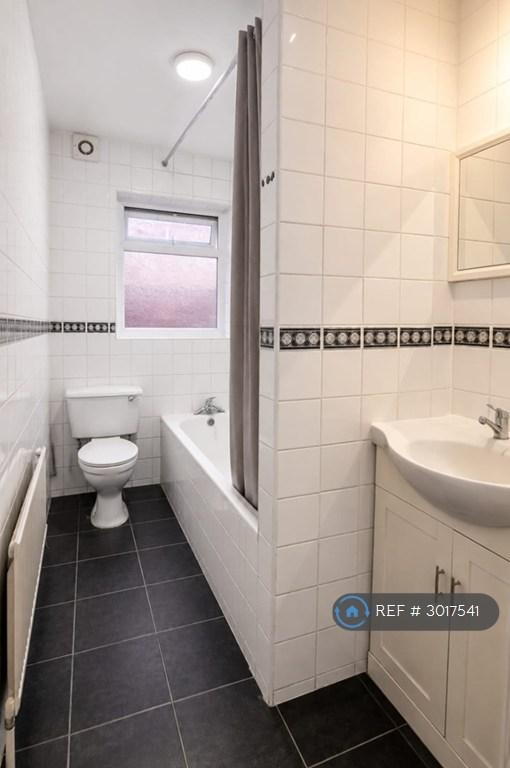 Apartment in London, Kilburn - View 5