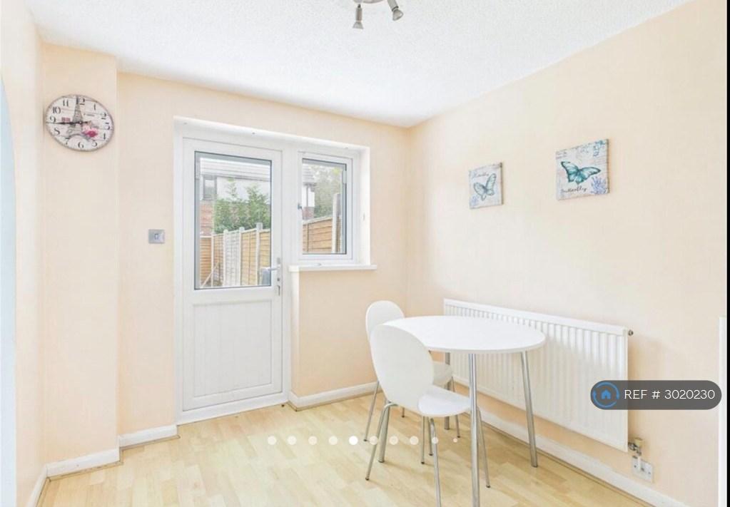 House in Bristol, Bradley Stoke - View 5