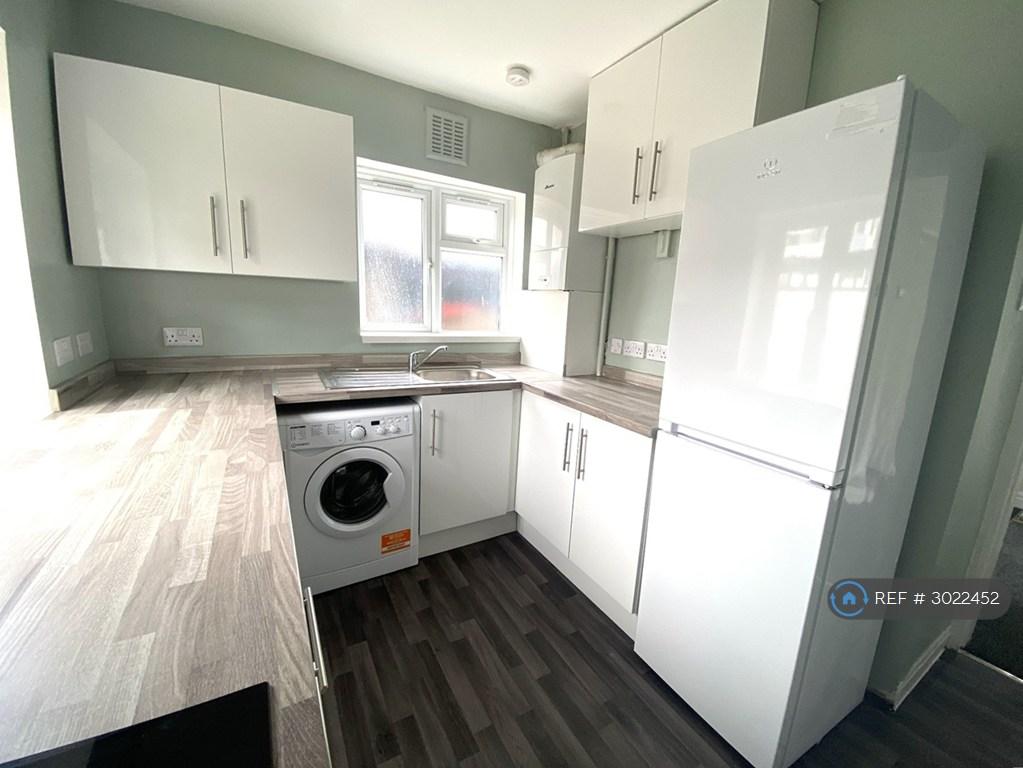 Apartment in London - View 2