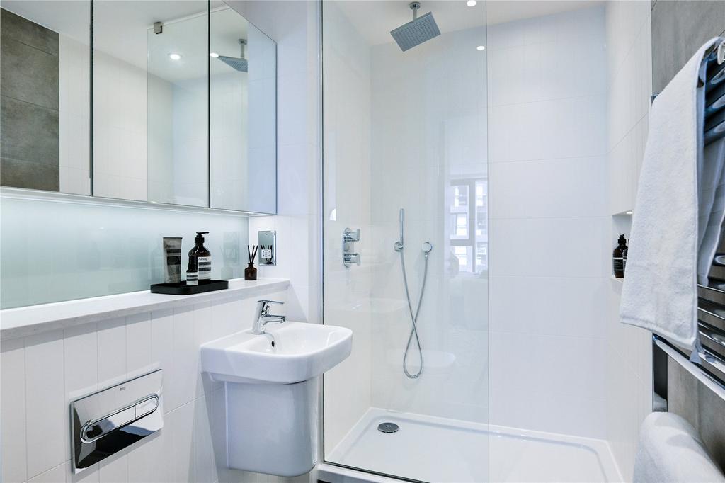Apartment in Manchester - View 5