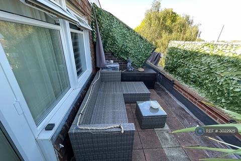 undefined, Clifton Court, London, SE25