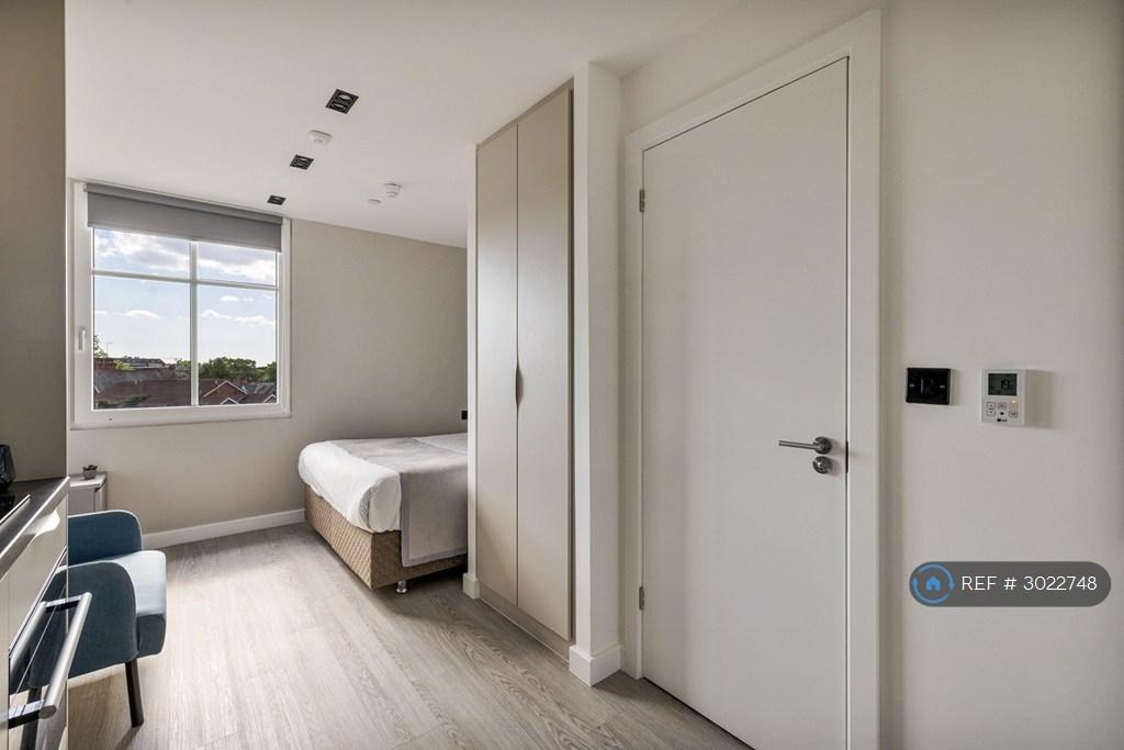 Apartment in Harrow - View 2