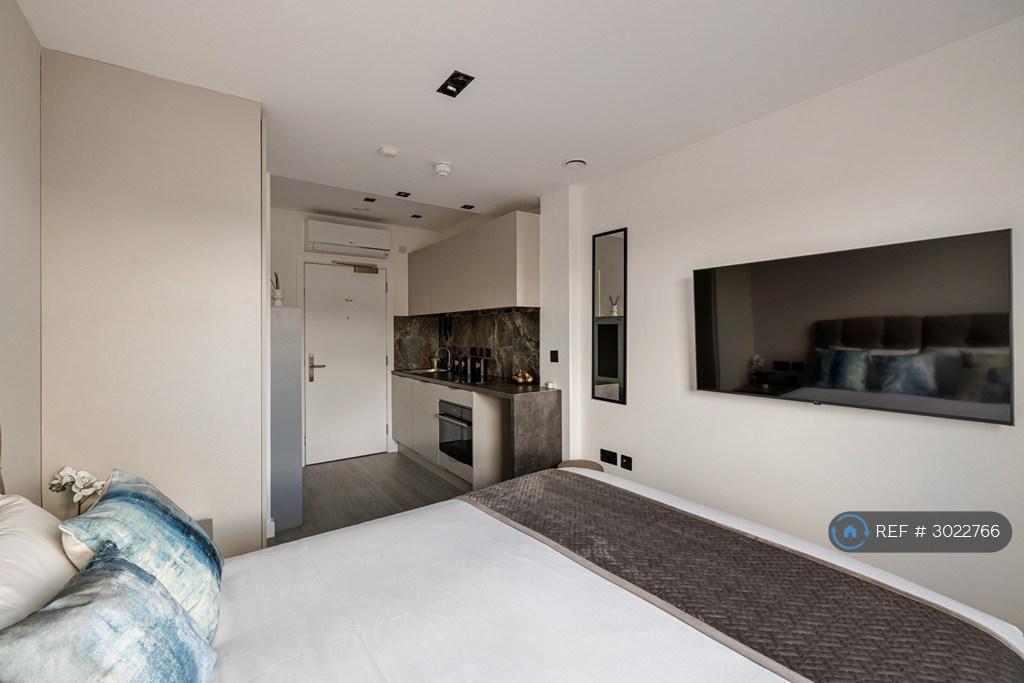 Apartment in Harrow - View 2