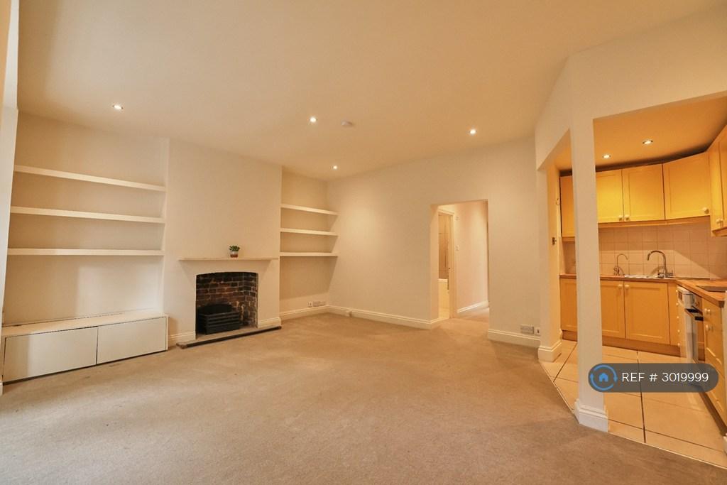 Apartment in London - View 3