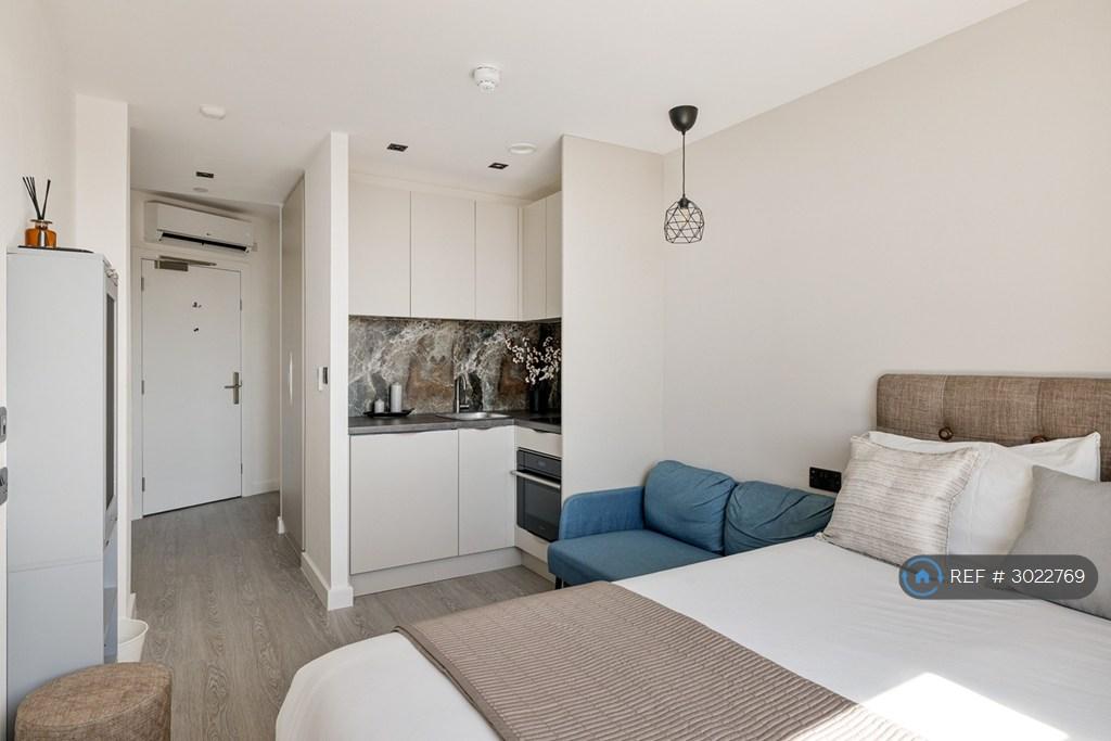Apartment in Harrow - View 2