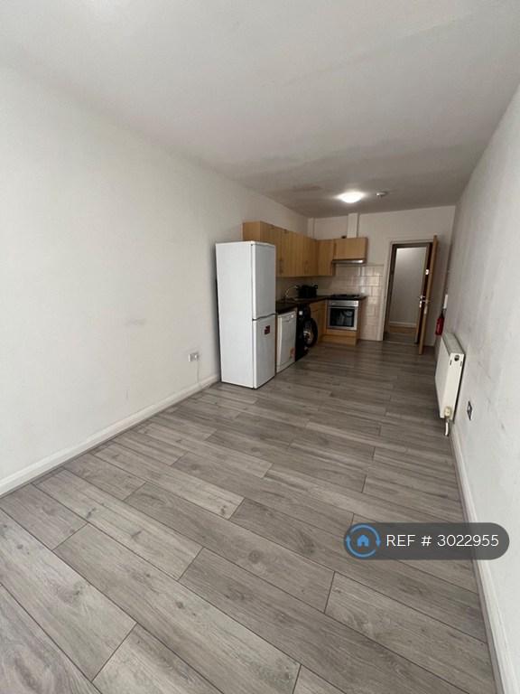 Apartment in London, Clapton Park, Homerton - View 2