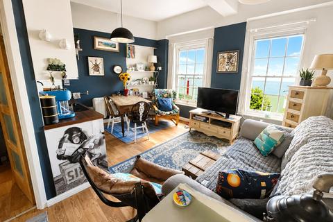 1 bedroom flat for sale, Tudor Square, Pembrokeshire SA70
