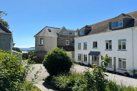 2 bedroom flat to rent, West End, Marazion, TR17