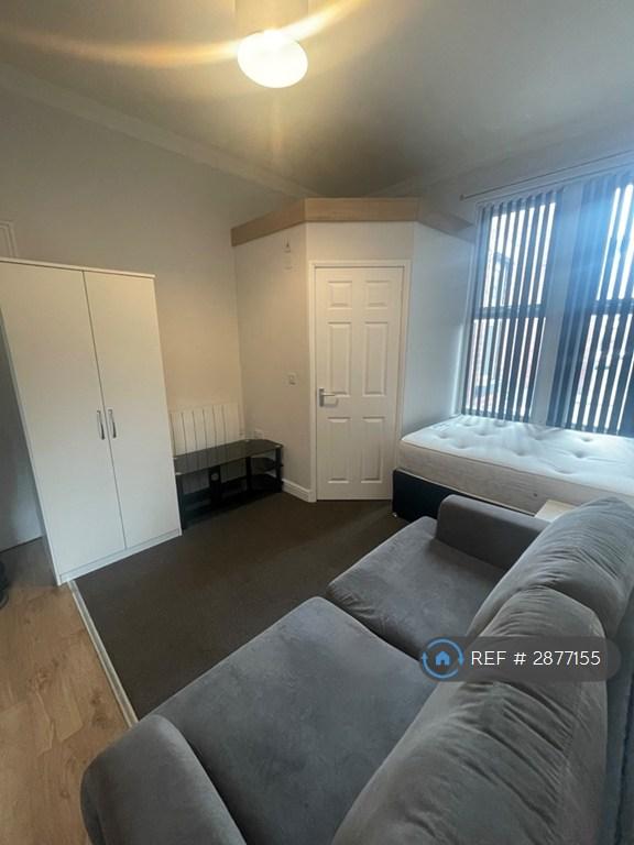 House in Leeds - View 4