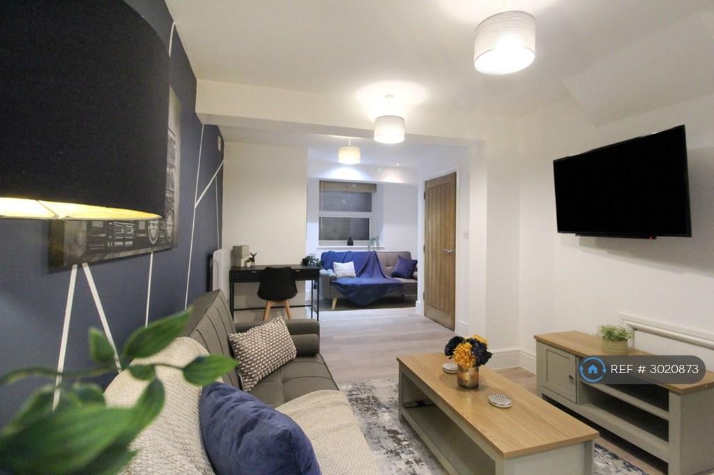 Apartment in Nottingham - View 4