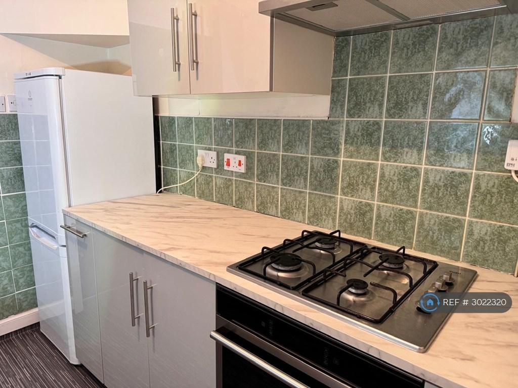 Apartment in Glasgow, North Lanarkshire - View 4