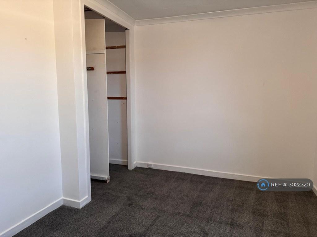 Apartment in Glasgow, North Lanarkshire - View 5