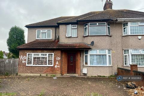 2 bedroom flat to rent, Somerset Road, Southall, UB1