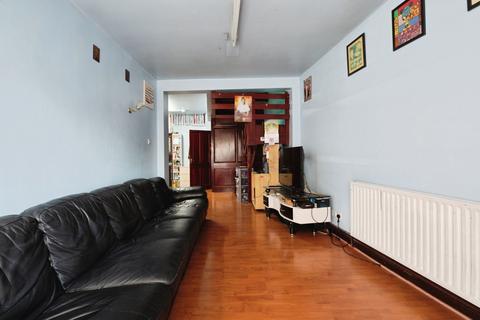2 bedroom end of terrace house for sale, Parkhurst Road, Walthamstow, E17