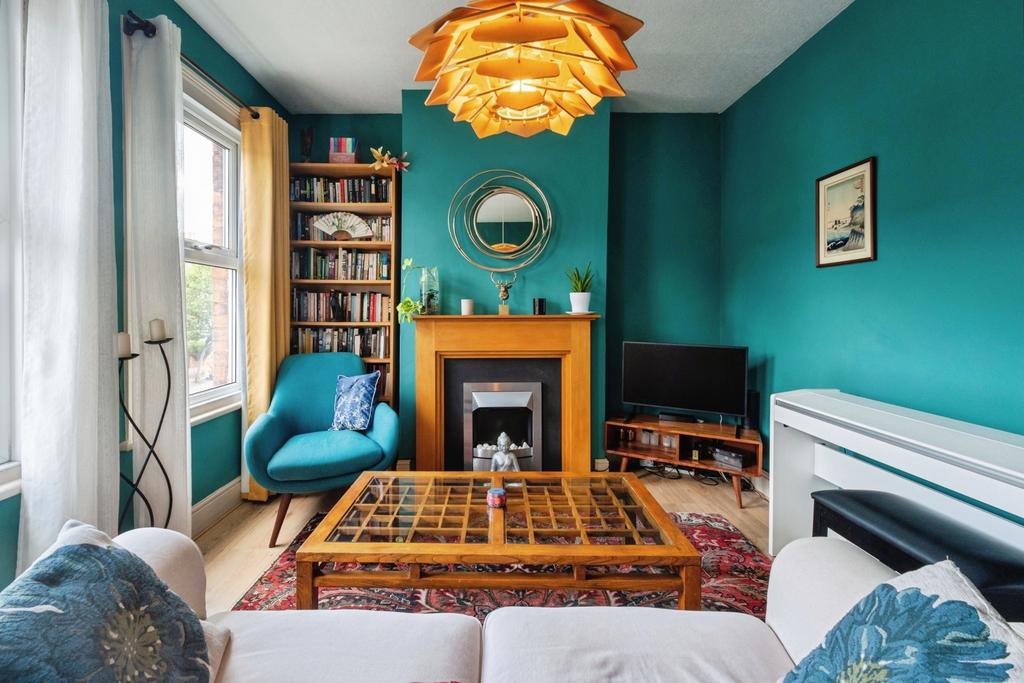 Apartment in Walthamstow - View 2