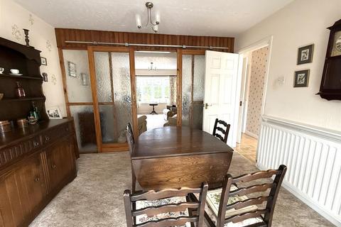 4 bedroom detached house for sale, Hawkesmore Drive, Little Haywood, Stafford
