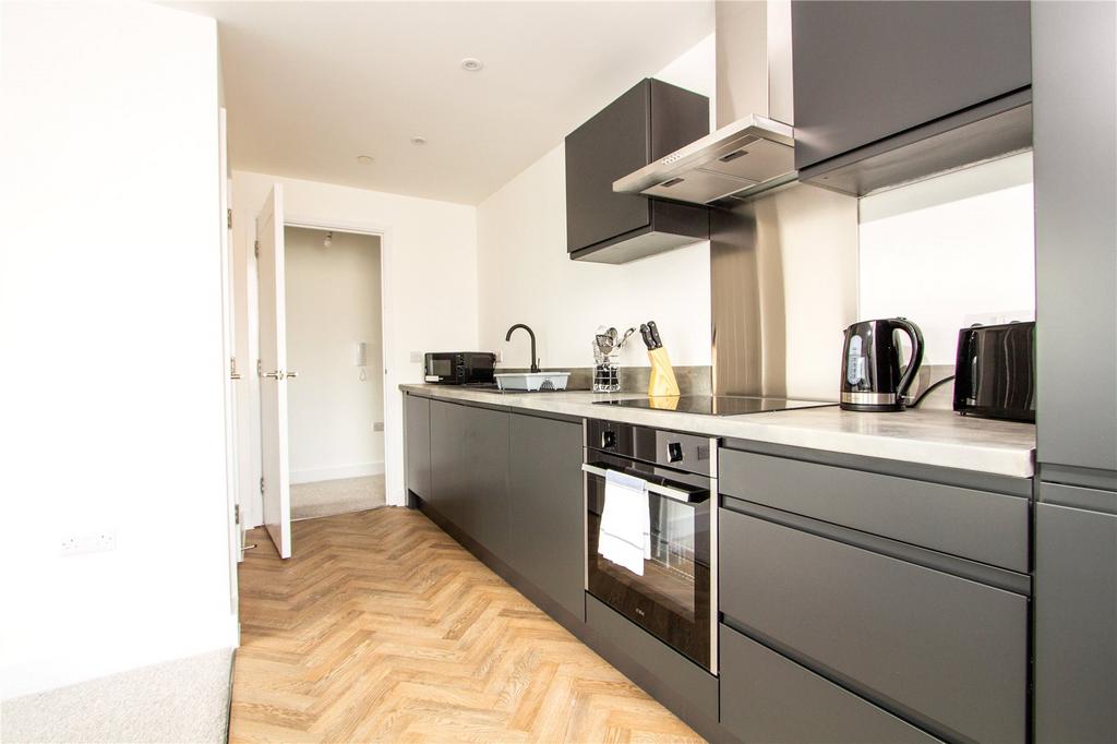 Apartment in Waterloo - View 4
