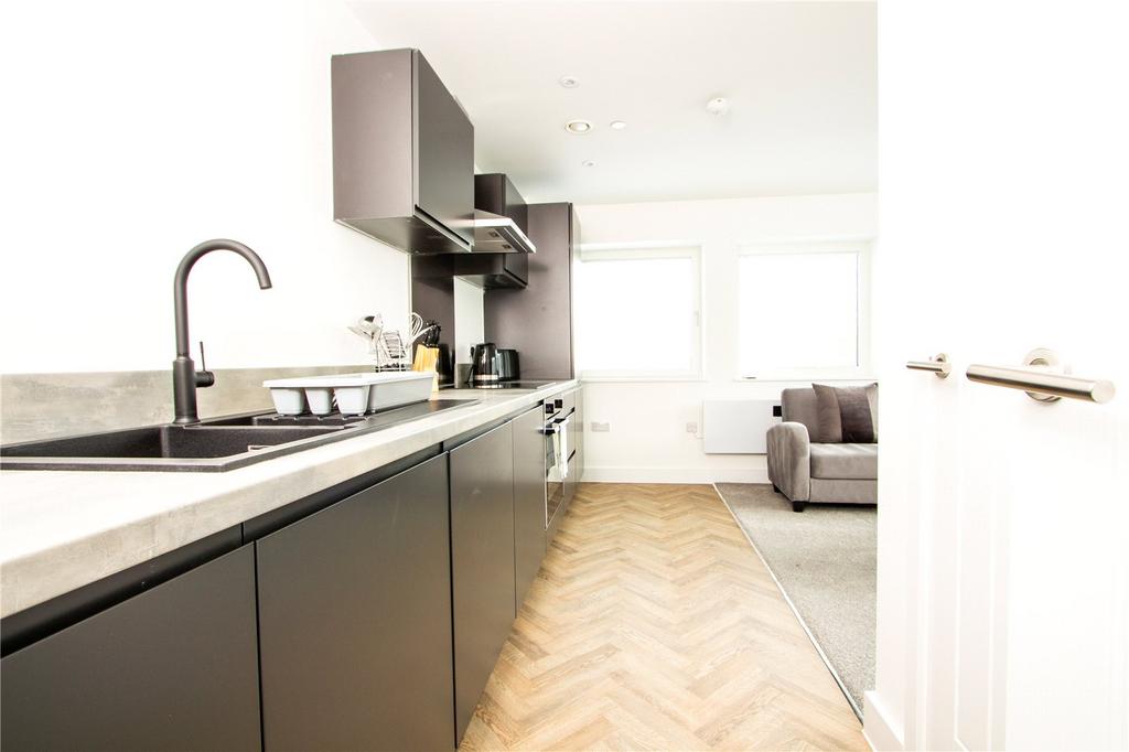 Apartment in Waterloo - View 5