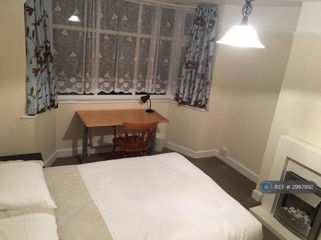 House in Headington, Oxford - View 2