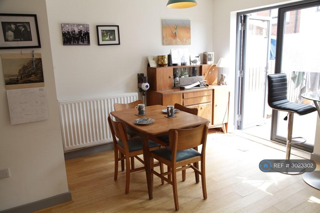 House in Bristol, Paintworks, St Philip's Marsh - View 4