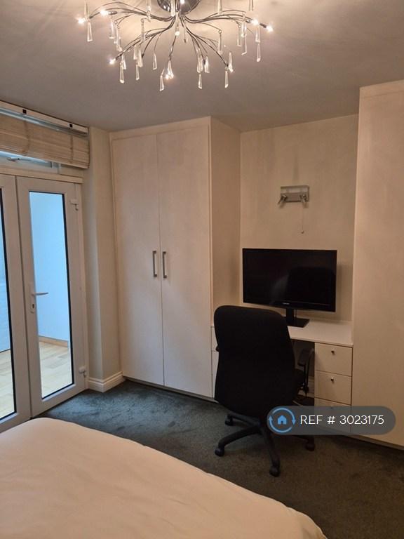Apartment in London - View 4