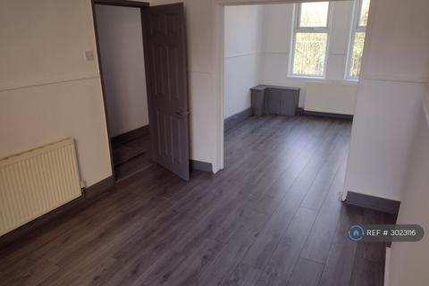 3 bedroom terraced house to rent, Warton Terrace, Bootle, L20
