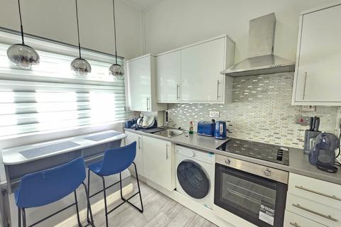 1 bedroom flat to rent, Rectory Road, London N16