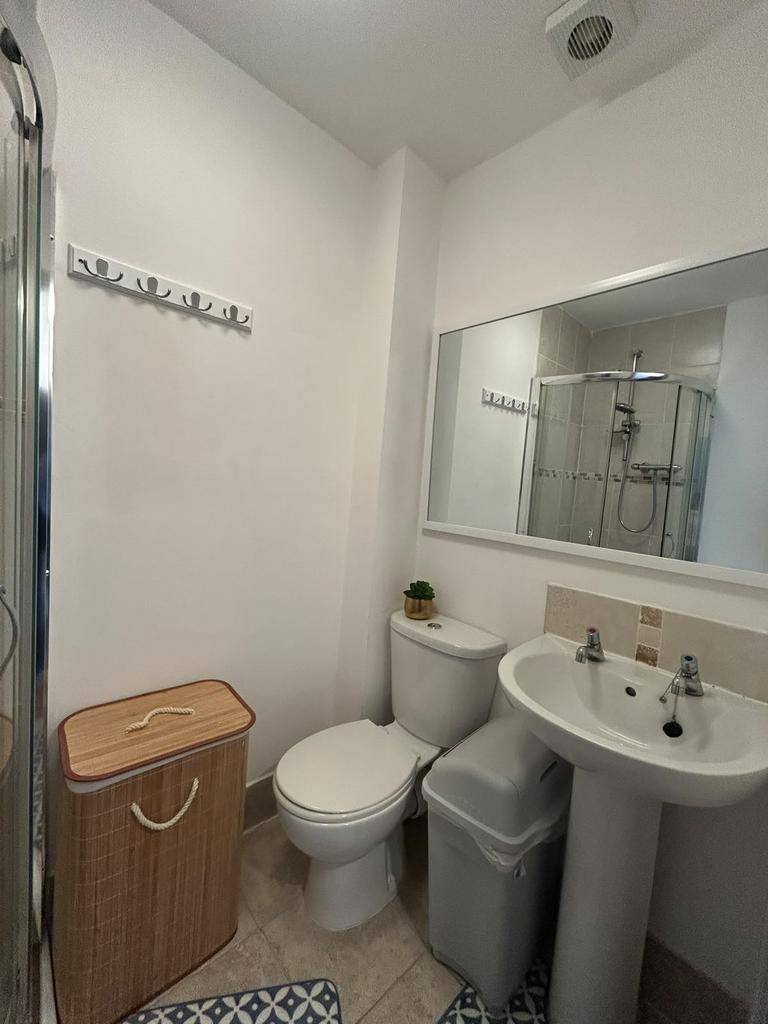 Apartment in Liverpool - View 3