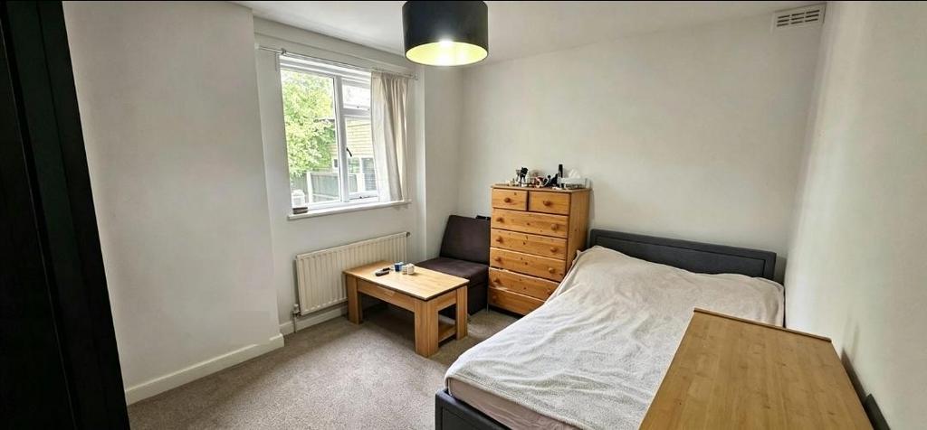 Apartment in London - View 2