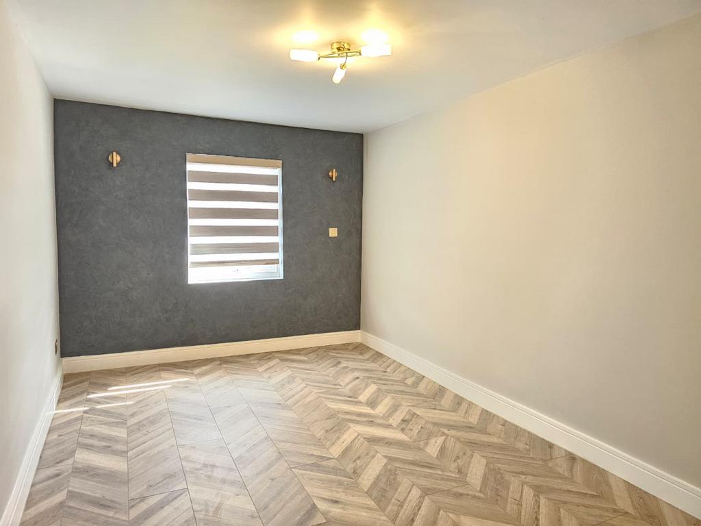 Apartment in London - View 3