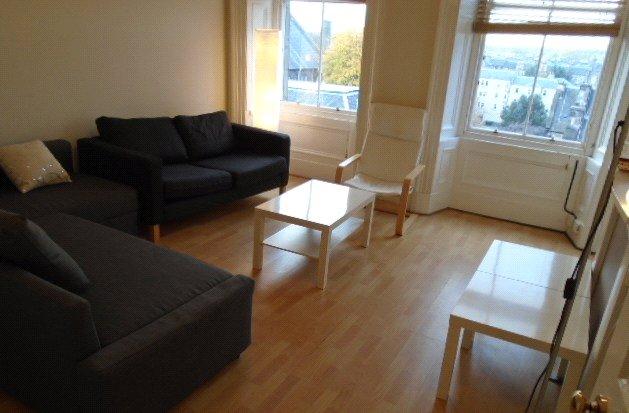 Apartment in Edinburgh, Lauriston, Tollcross - View 3