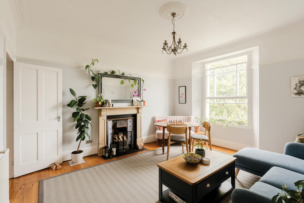 Apartment in Bristol, Stokes Croft, Cotham - View 2