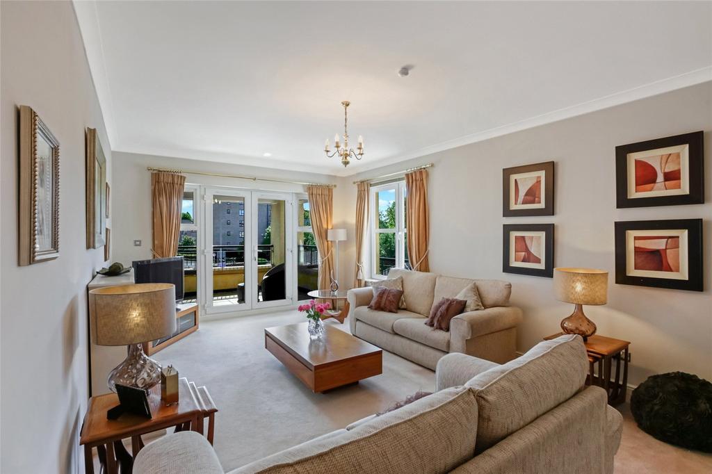 Apartment in Glasgow - View 3