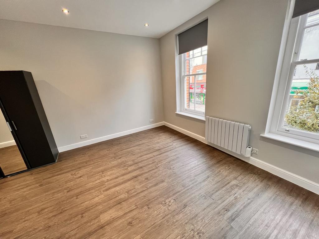 Apartment in London, High Barnet - More