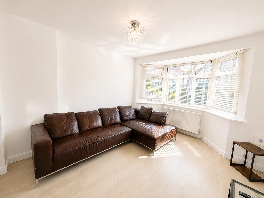 House in London - View 3