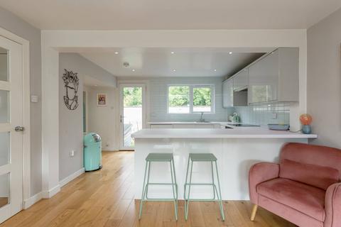 2 bedroom terraced house for sale, 38 The Green, Edinburgh, EH4 5AF