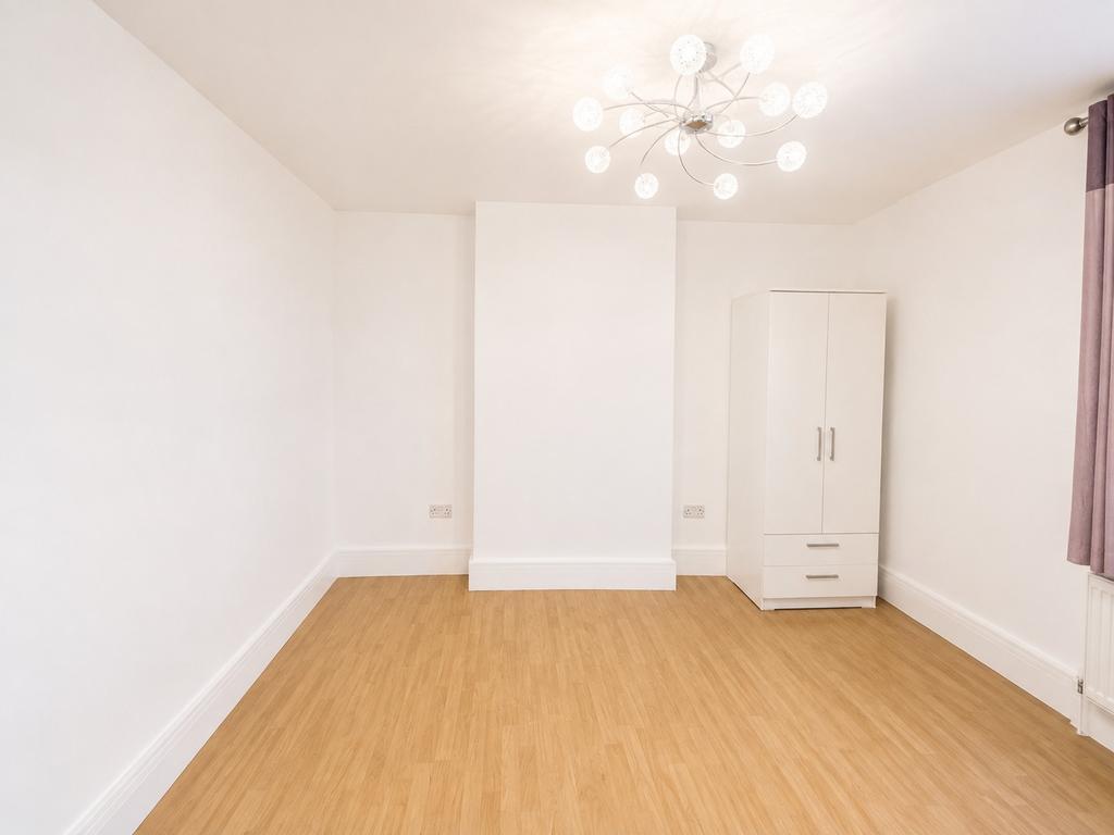Apartment in London - View 3