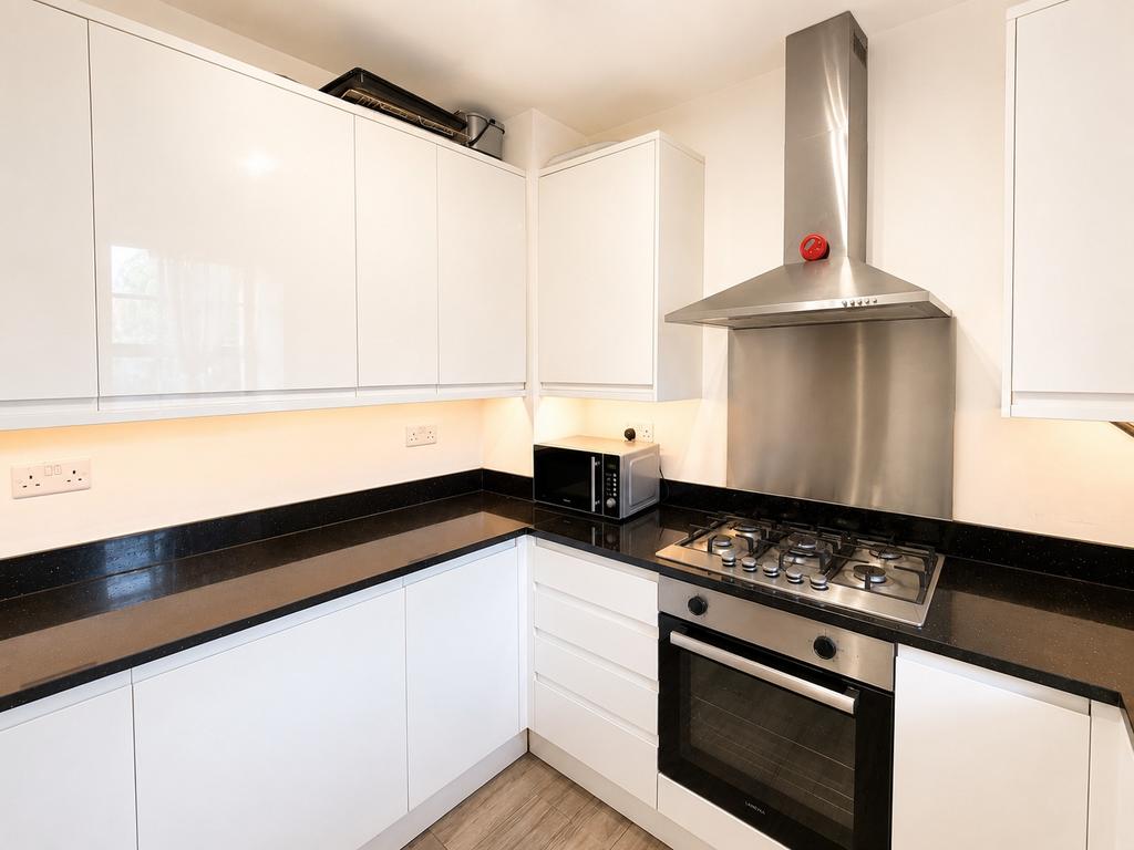 Apartment in London - More