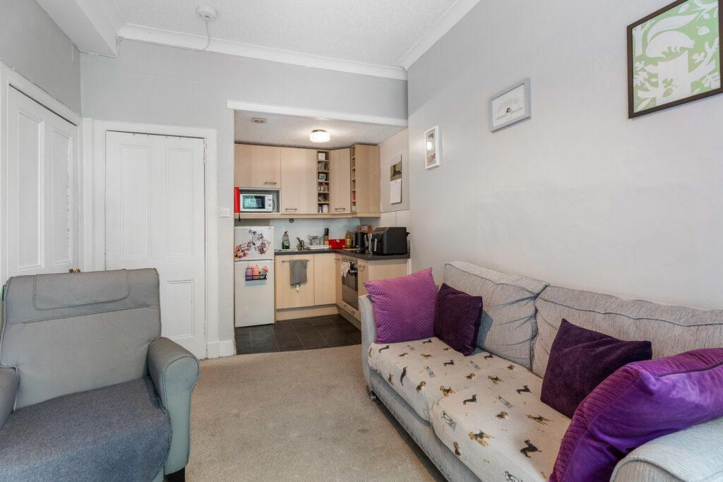 Apartment in Edinburgh - View 4