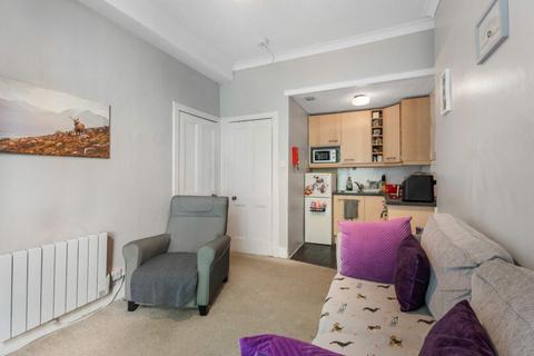 1 bedroom flat for sale, 19/5 Wardlaw Place, Edinburgh, EH11 1UD
