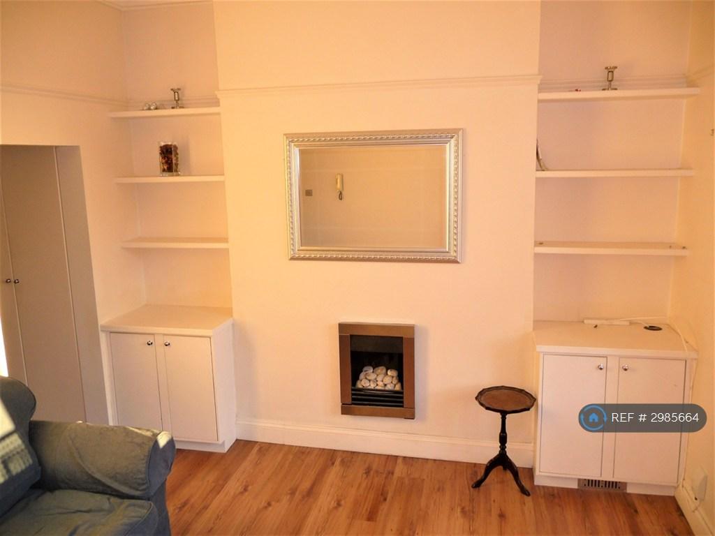 Apartment in Bristol, Pigsty Hill, Ashley Down - View 3