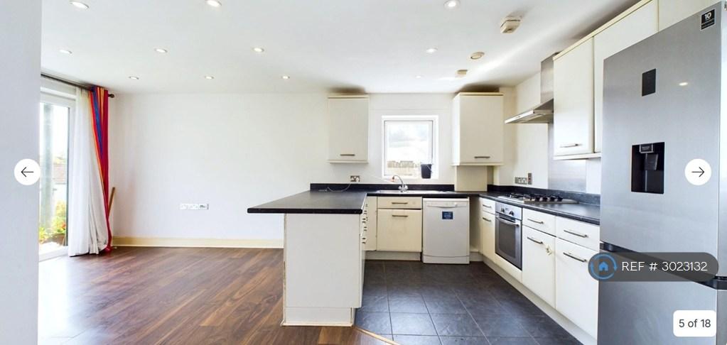 Apartment in Harrow - View 5