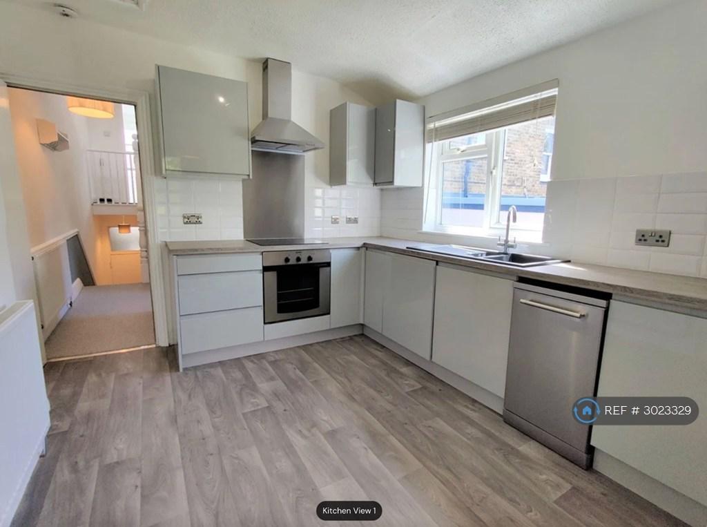 Apartment in London - View 3
