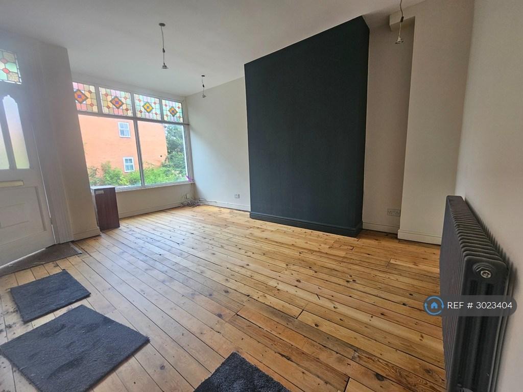 House in Leeds, West Yorkshire - More